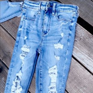 American eagle size 0 regular heavily distressed ripped jeans Jegging/high waist
